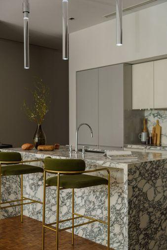 picture Ritz-Carlton Residences Bangkok – Ultra-Luxury 2BR 134 SQM | THB 50M / ~USD 1.37M | High Floor | Fully Renovated - 9/24
