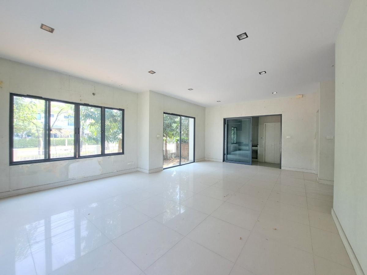รูป AI 0281 : สราญสิริ ติวานนท์ - แจ้งวัฒนะ - รูปที่ 14/46