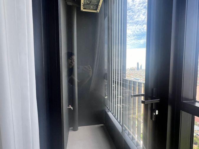 picture OMG183  [ Chapter Charoennakhon Riverside ] NIce Studio unit + Riverview + for RENT 7-Nov-25 - 7/8