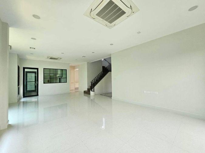 picture 🏡#PN2404_163🏡𝗙𝗼𝗿 𝗥𝗲𝗻𝘁 1️⃣9️⃣0️⃣k.🔥🔥 #Near BTS Bang Khun Non ✨#Available and ready to view Single house project: Nantawan Pinklao Kanchana - 2/20