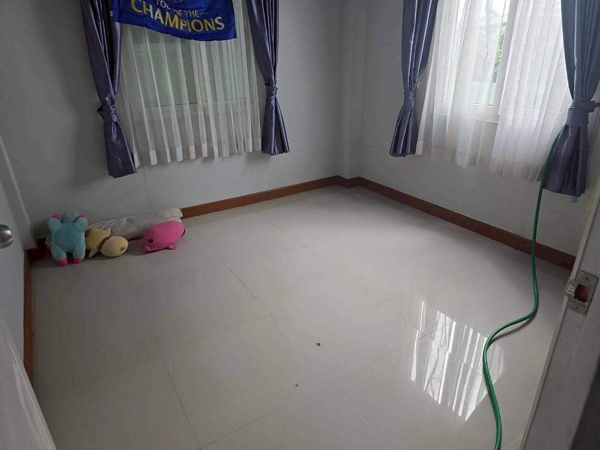 รูป JK2 2895958 : หมู่บ้านลภาวัน 21 - รูปที่ 6/10
