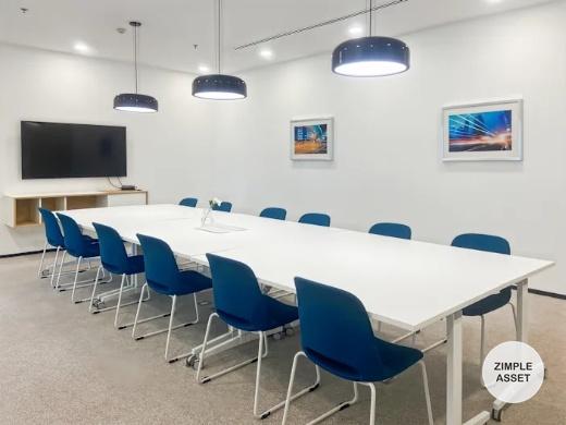 picture Flexible office space at Vanich Place Ari on Phahonyothin, featuring a premium office interior or customizable office design to suit your preferences. - 13/16