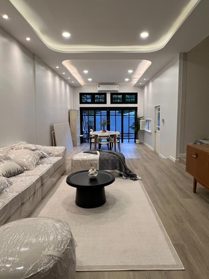 picture Newly renovated! 5bed 4bath 260sqm. 2parking. Line id: @pfagent - 1/16