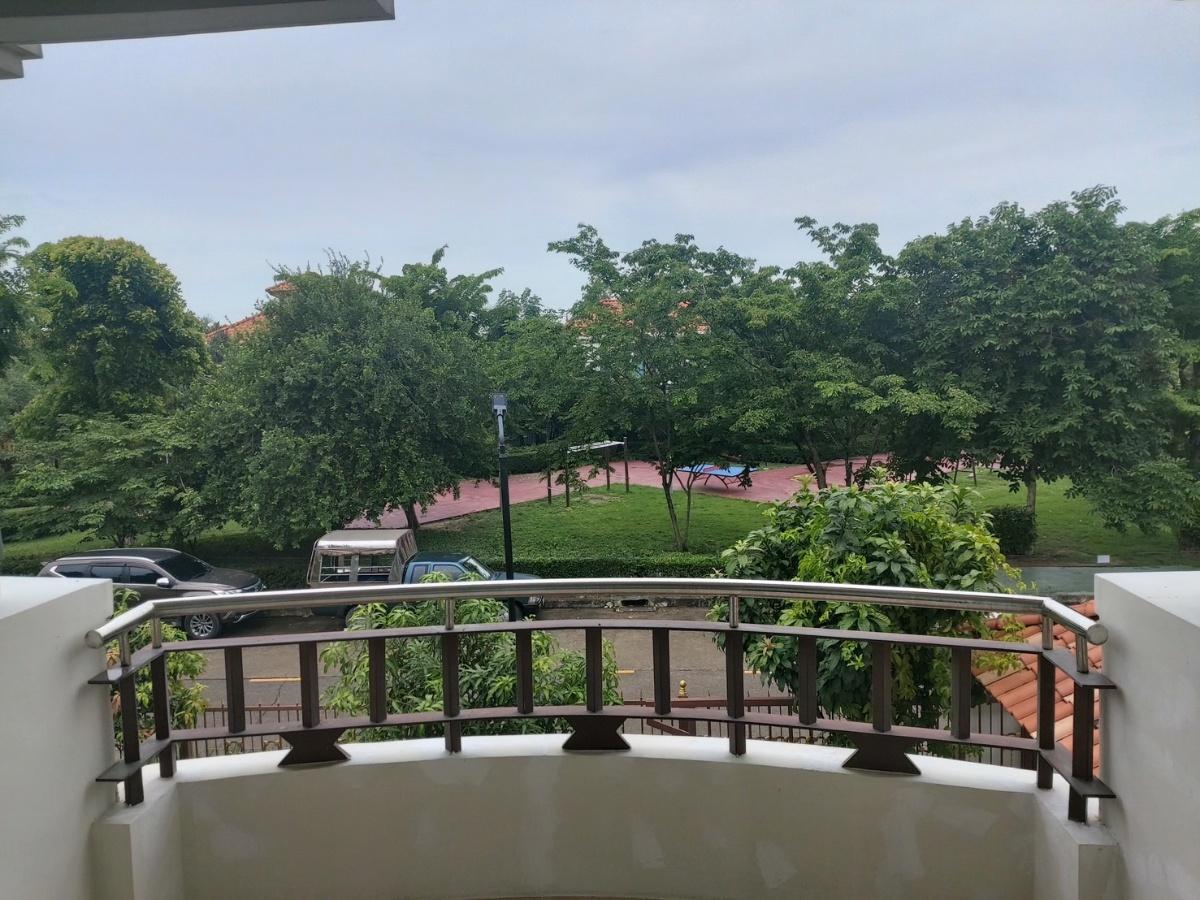 picture Available now! 3bed 3baths 300sqm. 2parking. Line id: @pfagent - 16/24