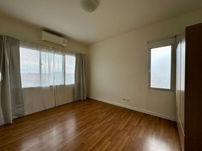 picture 3 storeys, corner unit with side garden Townhouse in Town Avenue Time Tha Kham 16, Samae Dam, Bang Khun Thian - 14/18