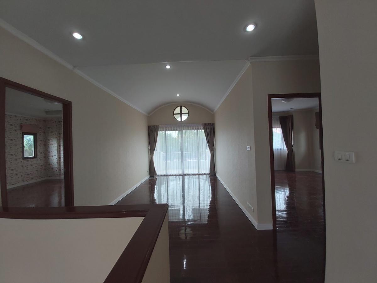 picture Available now! 3bed 3baths 300sqm. 2parking. Line id: @pfagent - 11/24