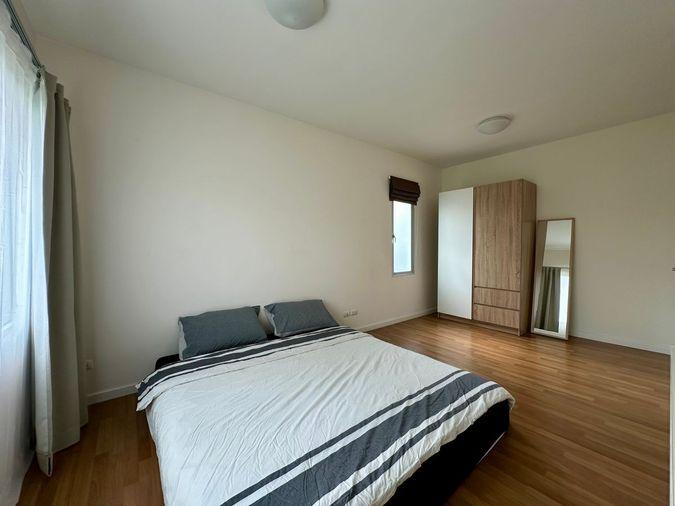 picture 3 storeys, corner unit with side garden Townhouse in Town Avenue Time Tha Kham 16, Samae Dam, Bang Khun Thian - 11/18