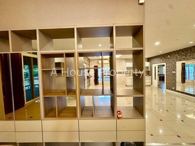 picture Large luxury house for rent, The Boulevard Sriracha, Chonburi project - 5/18