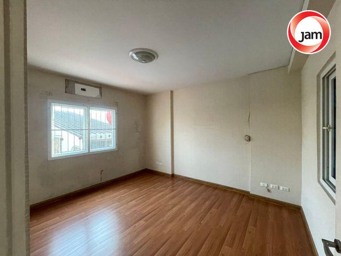 รูป AI 0103 : หมู่บ้านเมอริท เพลส ลาดพร้าว - รูปที่ 20/31