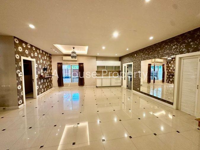 picture Large luxury house for rent, The Boulevard Sriracha, Chonburi project - 6/18