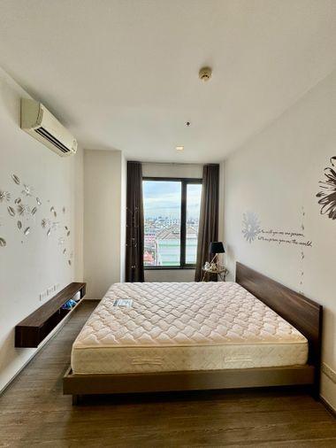 รูป 🌆 ให้เช่า: Nye by Sansiri เพียง 200 ม. ถึง BTS วงเวียนใหญ่ | เฟอร์ครบ พร้อมอยู่ @90condo 🌃 - รูปที่ 1/6