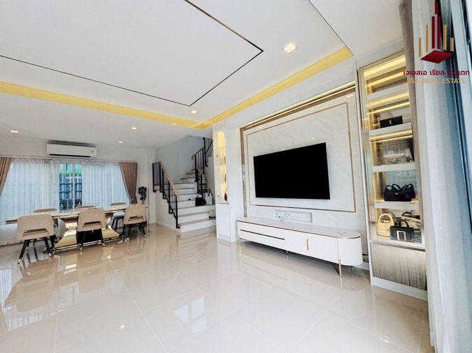 picture ✨ For Rent: Laddarom Tiwanon ✨  💰 Only 80,000 THB/month - 4/9