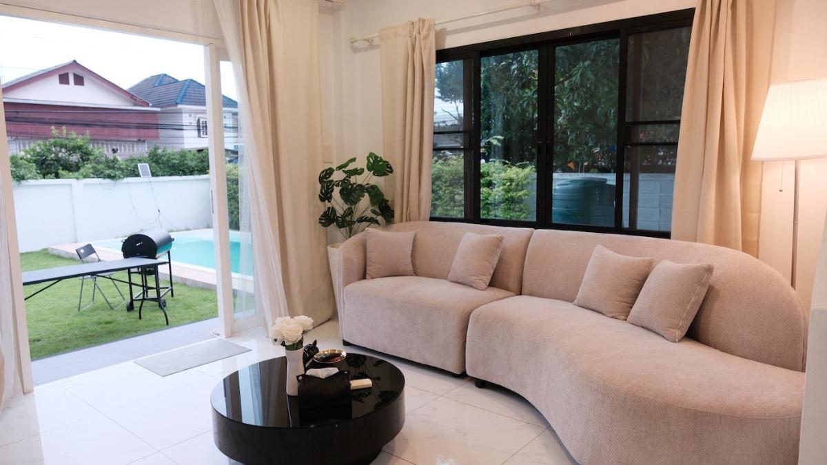 picture Modern 2-Story Pool Villa in Udom Suk 42 (Pet-Friendly) - 7/35