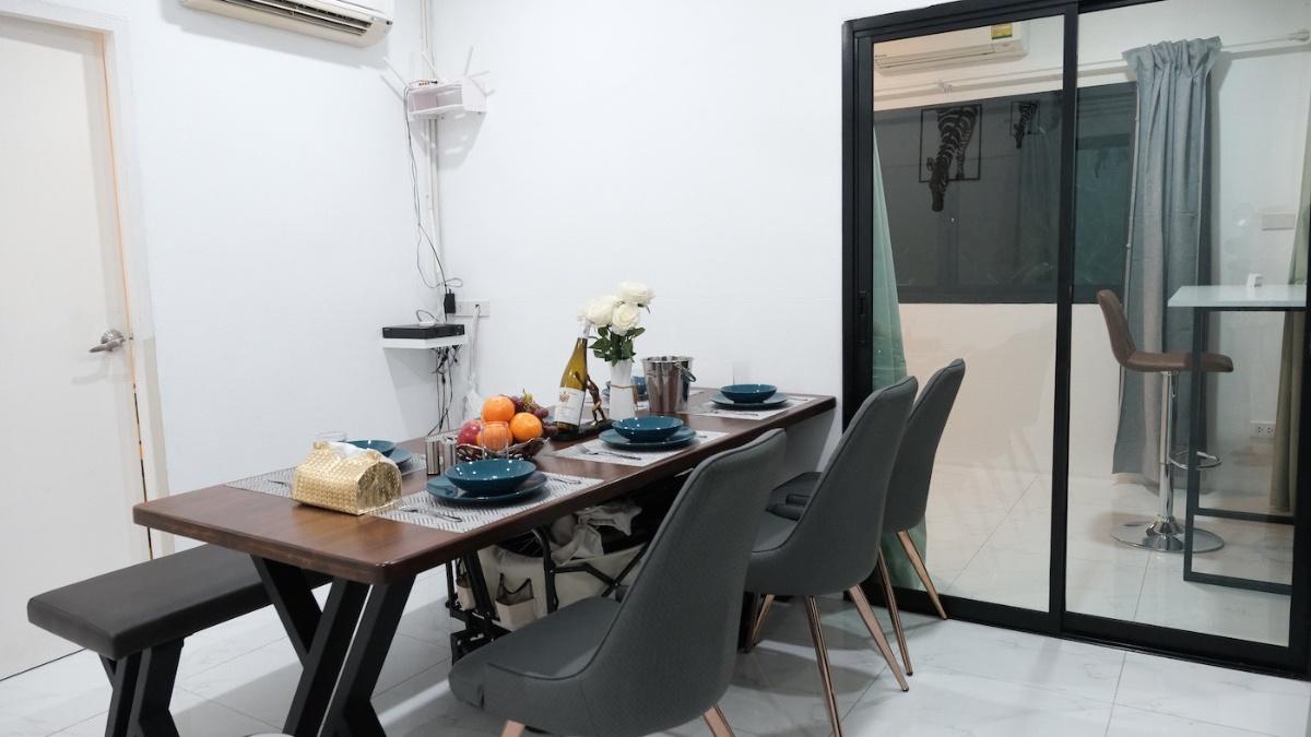 picture Modern 2-Story Pool Villa in Udom Suk 42 (Pet-Friendly) - 13/35