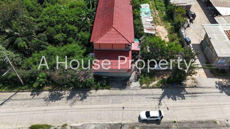 picture Cheap dormitory for sale near Laem Chabang Industrial Estate, Sriracha, Chonburi - 8/18