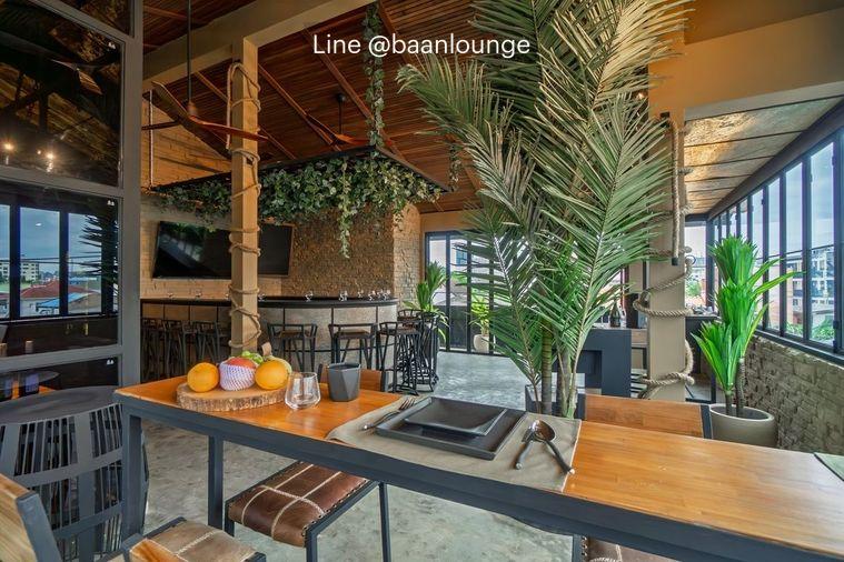 รูป หลังมุม บ้านพร้อมสระว่ายน้ำ รีโนเวทใหม่ สุดหรู ขายบ้าน ถนนศรีนครินทร์ - รูปที่ 9/10