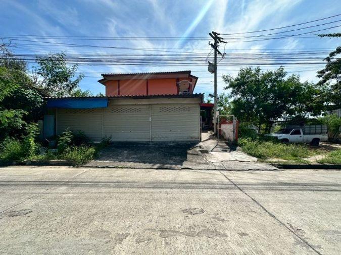 picture Cheap dormitory for sale near Laem Chabang Industrial Estate, Sriracha, Chonburi - 10/18