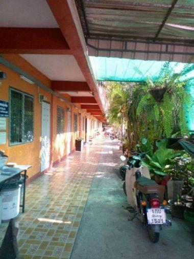 picture Cheap dormitory for sale near Laem Chabang Industrial Estate, Sriracha, Chonburi - 16/18