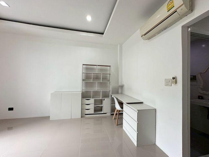 รูป หมู่บ้านเฟอร์เฟค เพลส พัฒนาการ - ศรีนครินทร์ เฟอร์นิเจอร์พร้อมเข้าอยู่ ID LINE : @471ovhib 📲 - รูปที่ 42/80