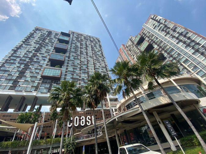 picture Penthouse The Coast Bangna, connected via skywalk to BTS Bangna.  Building A 39th Floor - 10/10