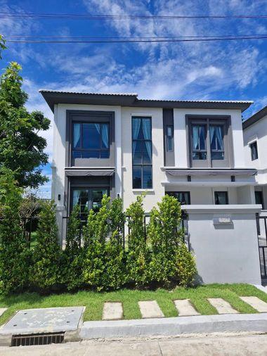 รูป 📣🌈🏡 เช่าบ้าน แกรนด์ พลีโน่ สุขุมวิท-บางนาใกล้Mega บางนา ตกแต่งพร้อมเข้าอยู่ 🐶รับสัตว์เลี้ยง มีสนามหญ้ากว้างให้วิ่งเล่น - รูปที่ 1/11