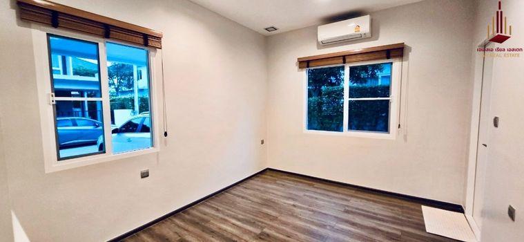 picture ✨ For Rent: Mantana 2 Bangna Km.7 ✨ 💰 Only 89,000 THB/month - 3/9