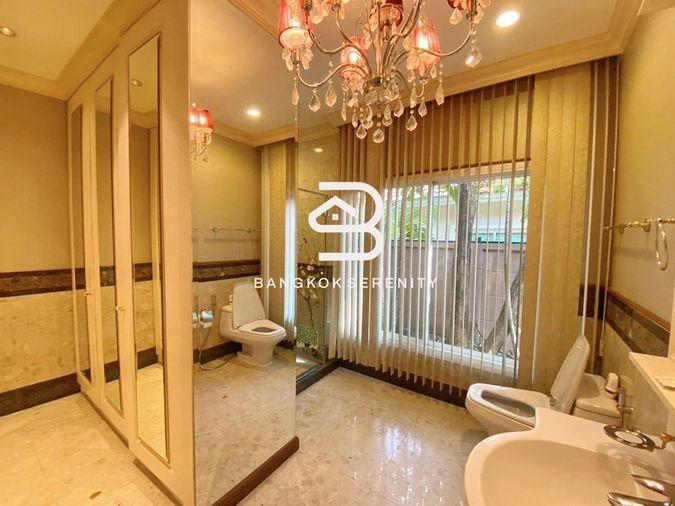 picture Luxury house for rent with private pool at Prukpirom Regent Sukhumvit - 13/32