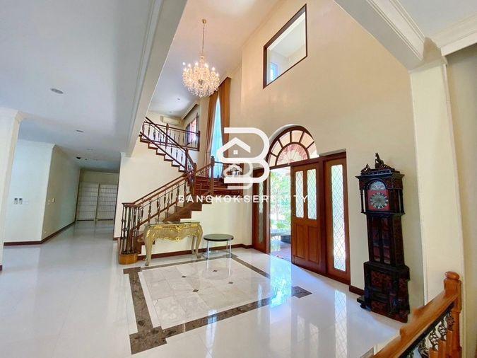 picture Luxury house for rent with private pool at Prukpirom Regent Sukhumvit - 7/32