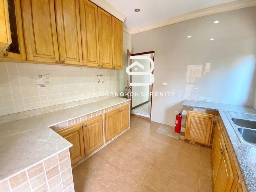 picture Luxury house for rent with private pool at Prukpirom Regent Sukhumvit - 16/32