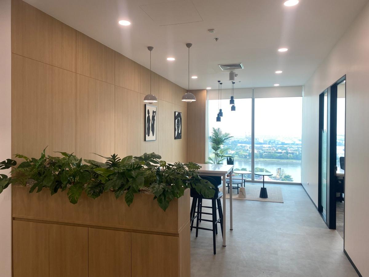รูป สำนักงานหรูบน Kingbridge Tower ใจกลางกรุงเทพ ใกล้สะพานภูมิพล พื้นที่ทำงานทันสมัย เหมาะทั้งระยะสั้นและสำนักงานใหญ่ระยะยาว - รูปที่ 10/11