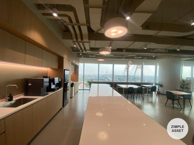 picture Luxury offices at Kingbridge Tower in central Bangkok, near Bhumibol Bridge, with modern workspaces, ideal for short-term or long-term headquarters. - 6/12