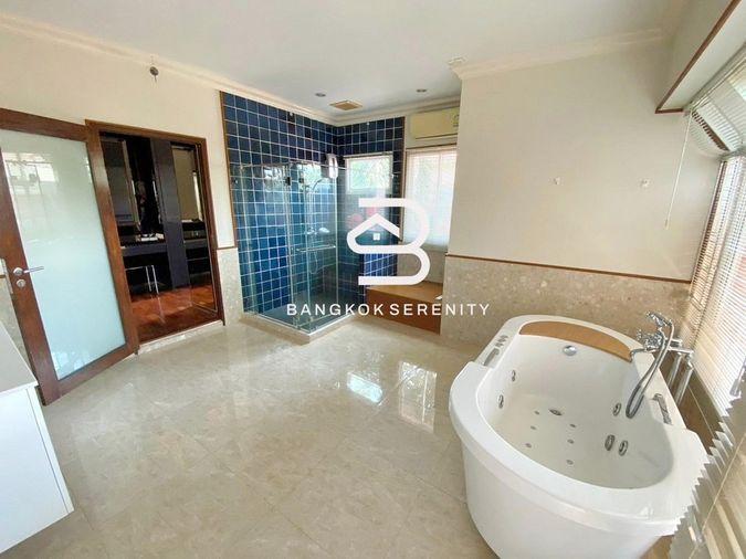 picture Luxury house for rent with private pool at Prukpirom Regent Sukhumvit - 25/32