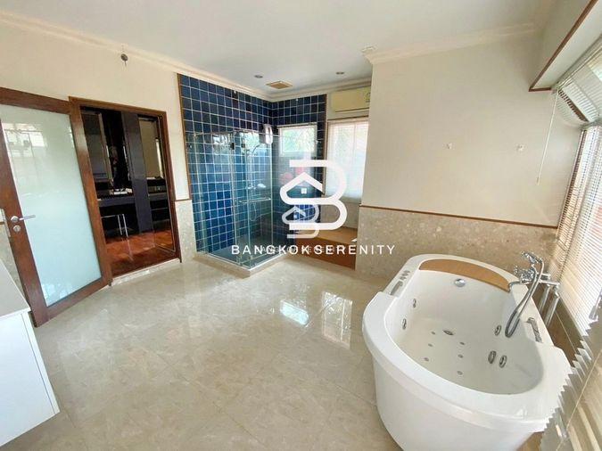 picture Luxury house for rent with private pool at Prukpirom Regent Sukhumvit - 25/32
