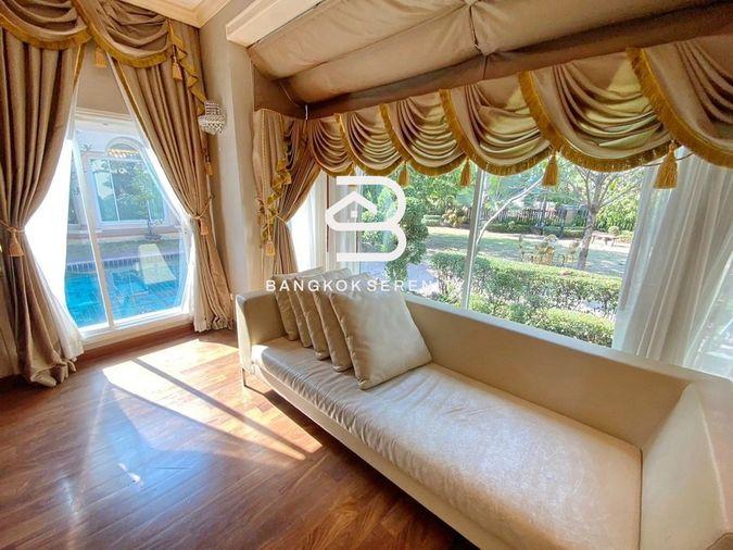 picture Luxury house for rent with private pool at Prukpirom Regent Sukhumvit - 12/32