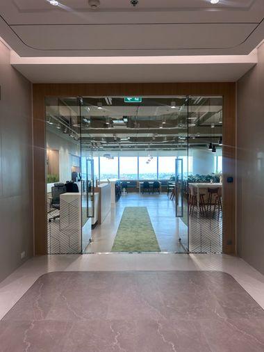 picture Luxury offices at Kingbridge Tower in central Bangkok, near Bhumibol Bridge, with modern workspaces, ideal for short-term or long-term headquarters. - 5/12