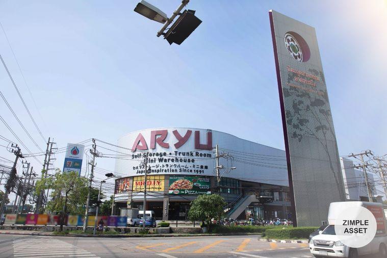รูป พื้นที่ค้าปลีกให้เช่า ที่ ไอเพลส ลาดกระบัง ติดนิคมฯลาดกระบัง ขนาด 57 ตร.ม. ราคา 48,500 บาทต่อเดือน มีที่จอดรถ - รูปที่ 9/18
