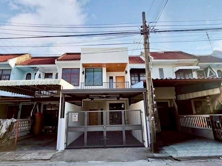 รูป ขายทาวน์เฮาส์ 2 ชั้น รีโนเวทใหม่ ติดถนนวิภาวดี–ดอนเมือง | ใกล้สนามบินดอนเมือง ราคาสุดคุ้ม รีโนเวทใหม่ พร้อมเข้าอยู่ - รูปที่ 15/15