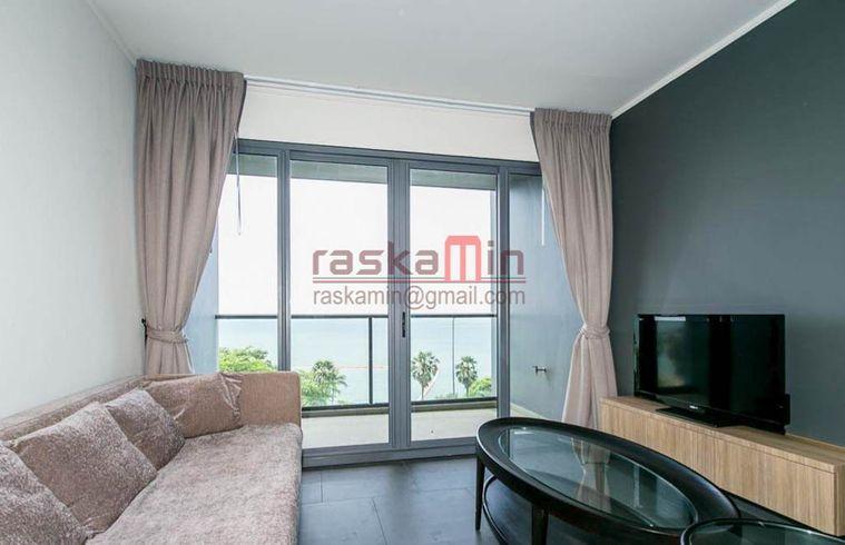 picture Zire Wongamat – Sea View 1-Bedroom Condo for Sale (Thai Quota) - 1/16