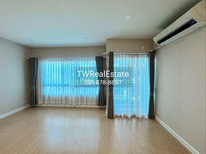 รูป ขายด่วน ทาวน์โฮม 3 ชั้น สไตล์ Modern ต่อเติมเต็มพื้นที่ เหมือนบ้านมือหนึ่ง | ฟังก์ชันใหญ่ 4 ห้องนอน ทำเลทอง ใกล้ทางด่วน - รูปที่ 16/28