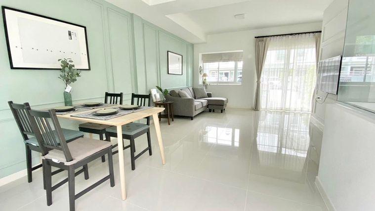 รูป 🏡 ให้เช่าบ้าน Indy 2 บางนา - รามคำแหง 2  หลังมุม 2 ชั้นครึ่ง (มีชั้นลอย) มีสวนในรั้ว  - รูปที่ 5/11