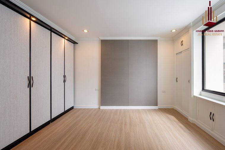 picture ✨ For Sale: Las Colinas Condo ✨ 💰 Only 26,900,000 THB - 5/10