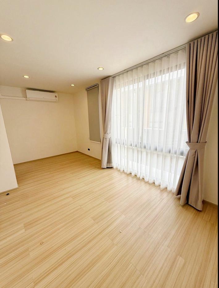 picture Newly home! 3bed 4bath 210sqm. 2parking. Line id: @pfagent - 11/14
