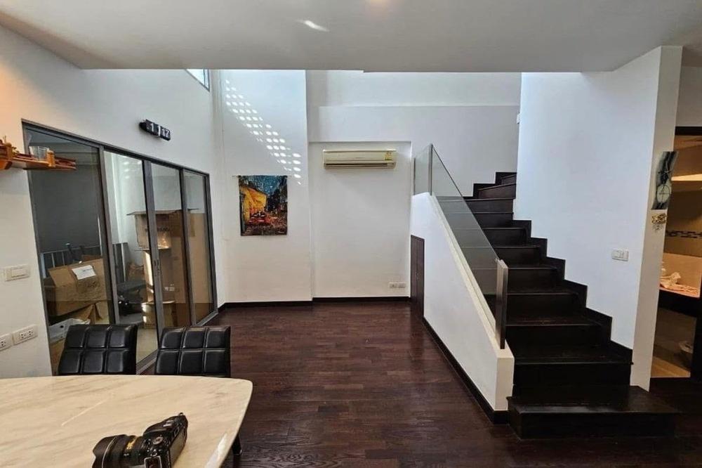 รูป สำหรับขาย !! Code C20241100046.......Ideo Q Phayathai, 1 ห้องนอน Duplex, 2 ห้องน้ำ, แต่งครบ, ราคาพิเศษ!! - รูปที่ 2/5