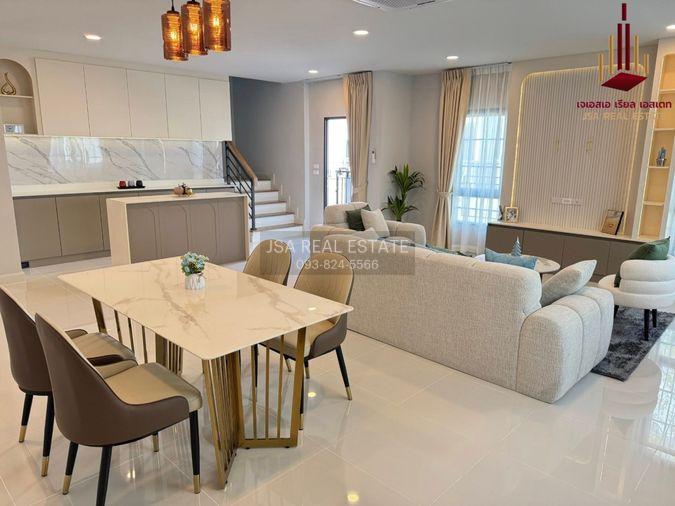 picture ✨ For Rent: Centro Bangna✨ 💰 Only 100,000 THB/month - 3/9