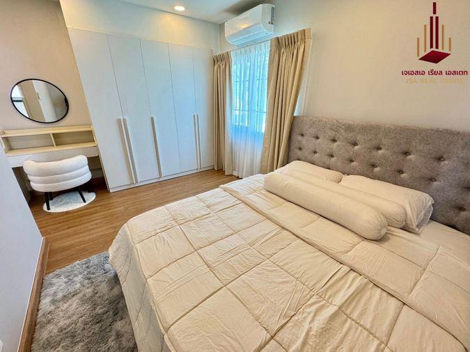 picture ✨ For Rent: Centro Bangna✨  💰 Only 100,000 THB/month - 4/9