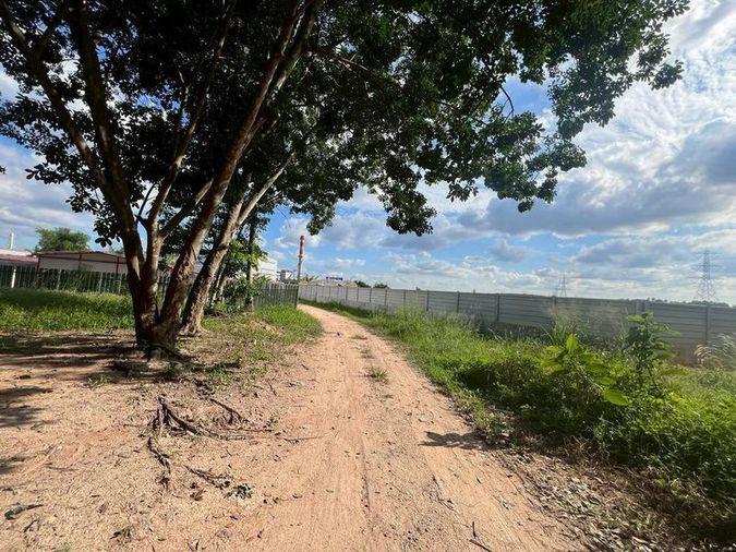 picture Land for sale for factory construction, beautiful plot, Khao Khan Song District, Sriracha, Chonburi - 2/9