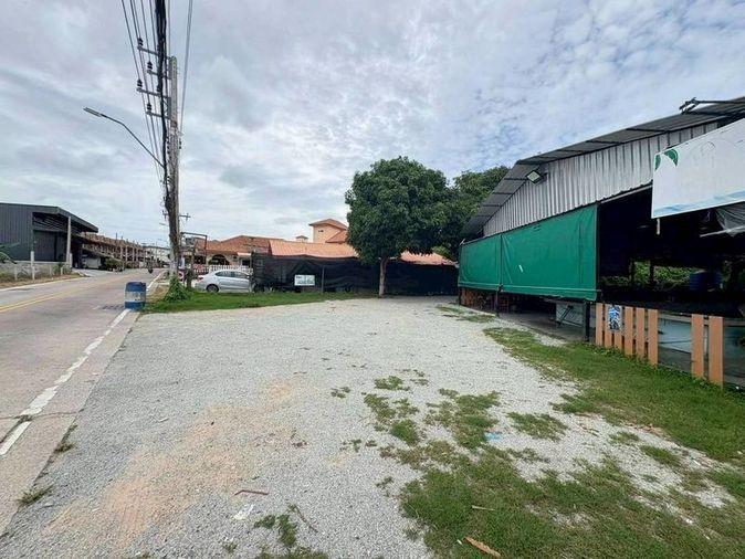 picture Land for sale on the sea side, North Pattaya zone, beautiful plot, great location, close to the community. - 3/4