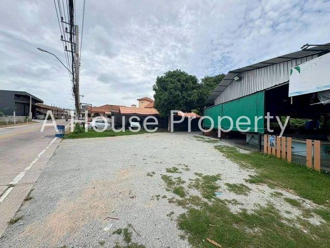 picture Land for sale on the sea side, North Pattaya zone, beautiful plot, great location, close to the community. - 3/4