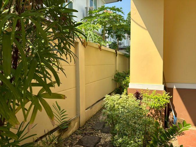 picture For Sale: Casalunar Village, in pristine condition, ready for viewing: 3 bedrooms, 3 bathrooms, 64 sq m. - 25/25