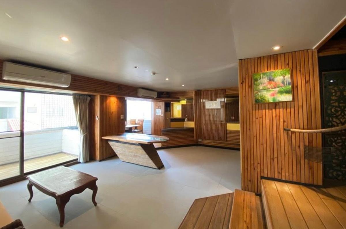 picture Baan Onnut. 3bed 216sqm. Line id: @pfagent - 2/17